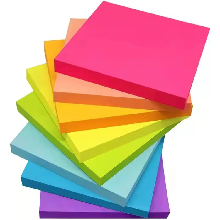 Notas pegajosas multicoloras